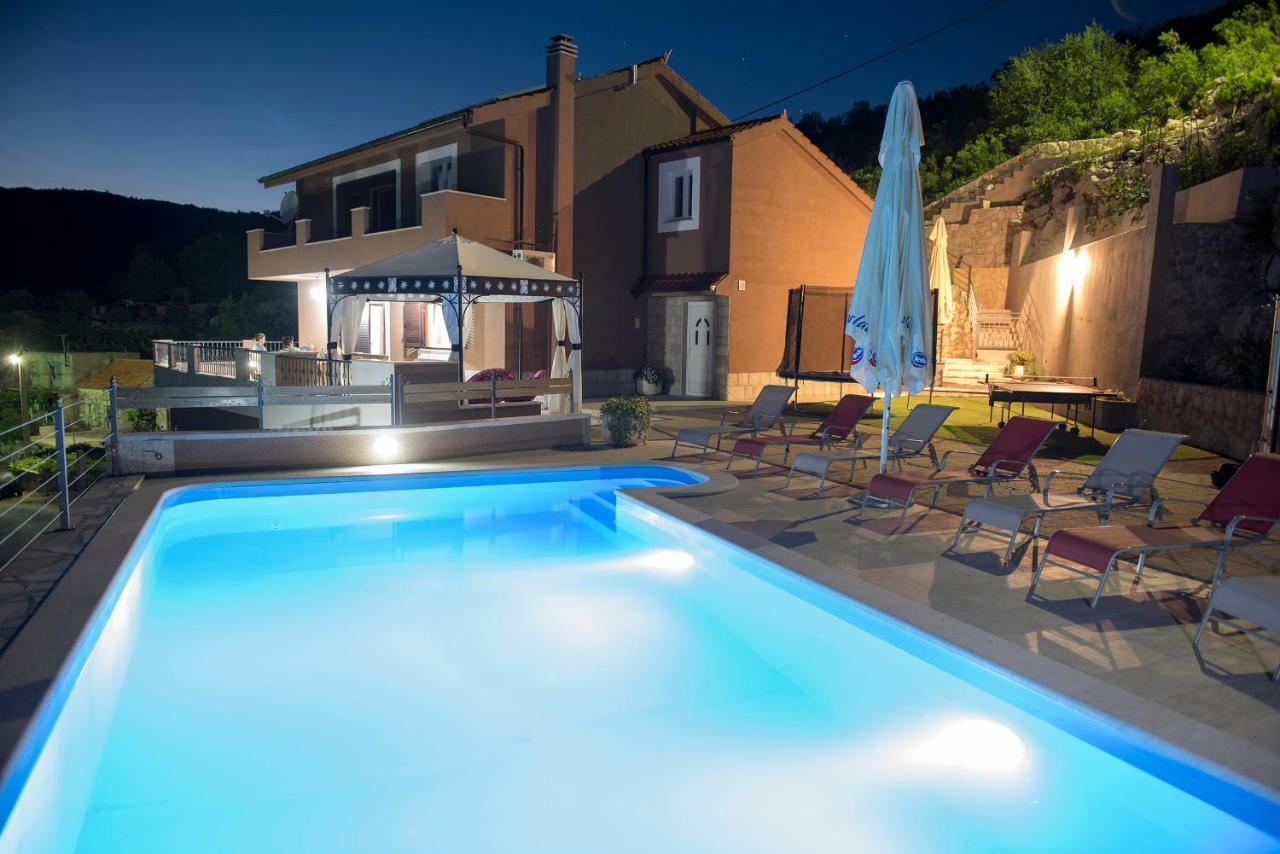 Villa Ivana Zagvozd Bagian luar foto