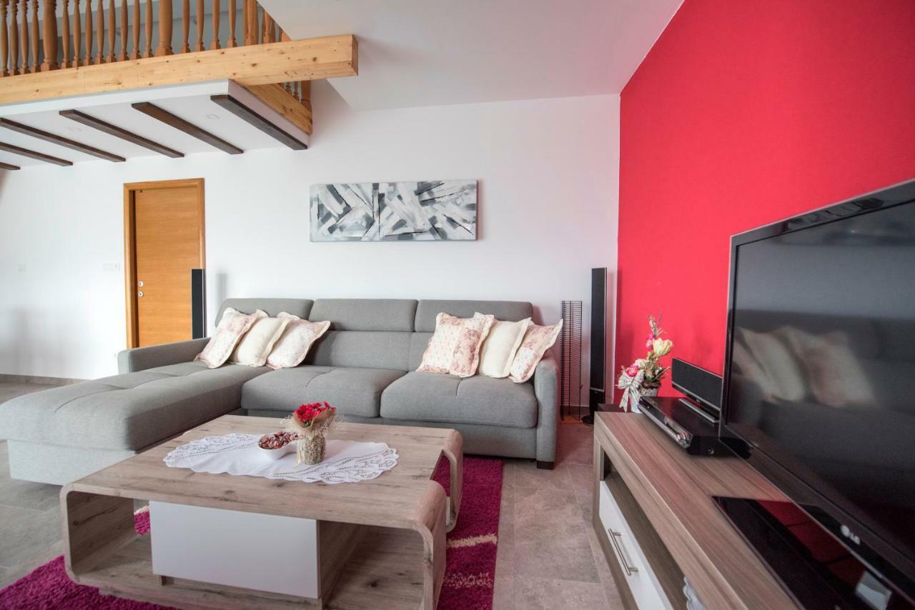 Villa Ivana Zagvozd Bagian luar foto